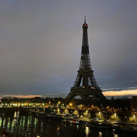 Eiffel Tower Romantic View Apartment ปารีส ภายนอก รูปภาพ